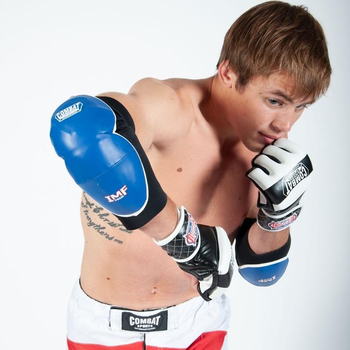 Image du produit Combat Sports Advanced IMF Tech™ Striking Elbow Pads (S, M)