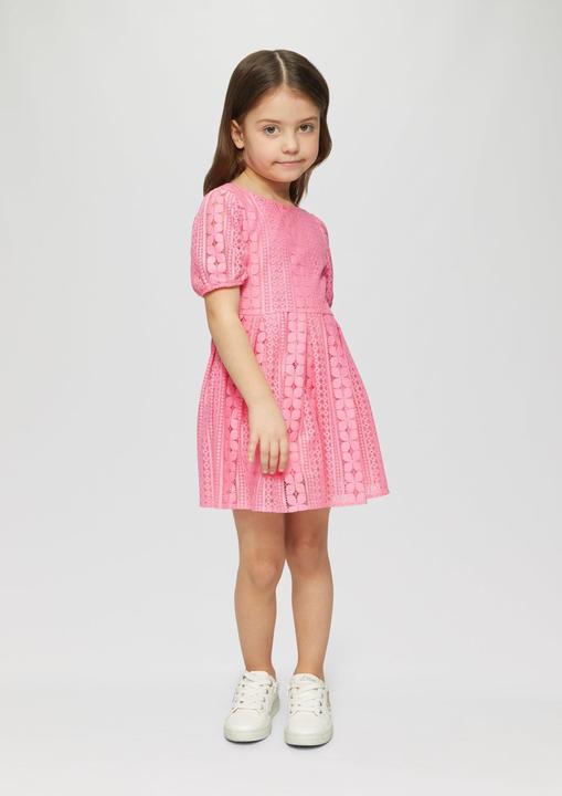Actual product image S.Oliver Kleid Kurzes Kleid aus Spitze mit elastischen Bündchen an den Ärmeln (122)