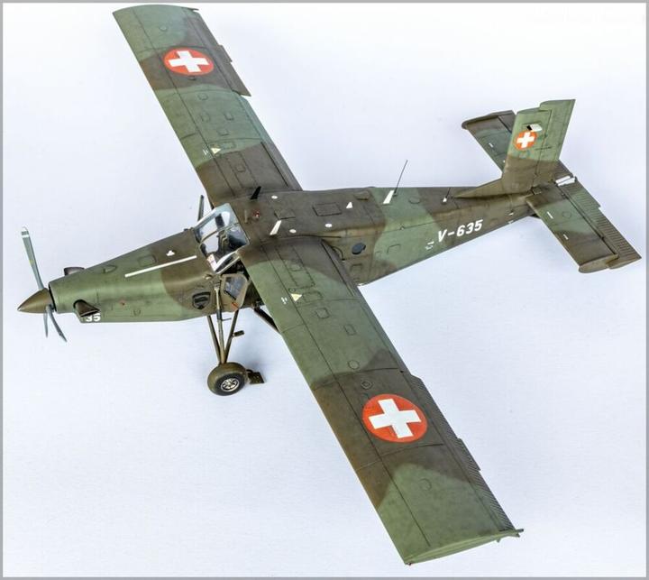 Produktbild Heller PILATUS PC-6 B2/H2 Turbo Porter