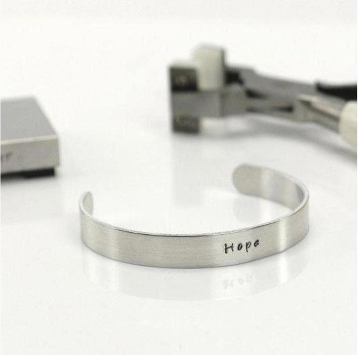 Immagine prodotto ImpressArt Timbro a secco 3 mm cuore