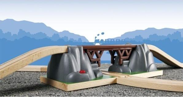 Actual product image Brio Collapse Bridge