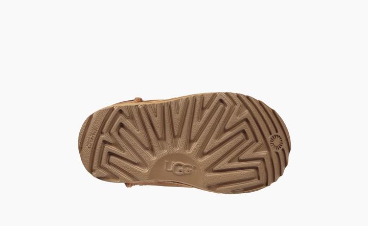 Actual product image Ugg Classic Short II (26)