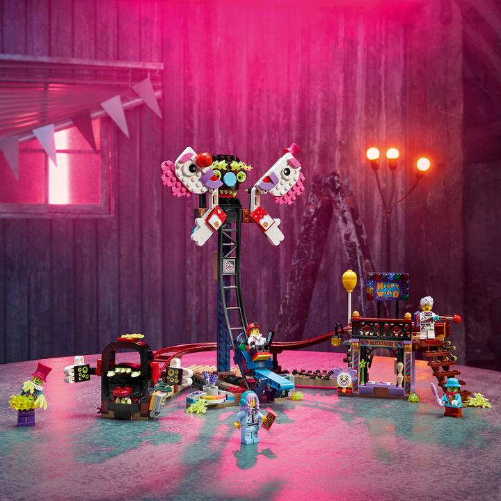 Actual product image LEGO Ghost Fair (70432, LEGO Hidden Side)