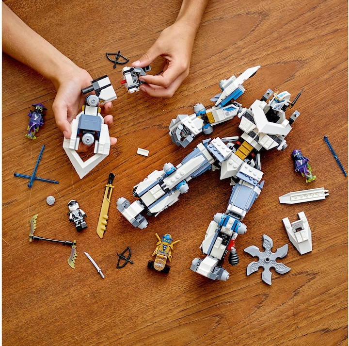 Actual product image LEGO Zane's Titan Mech (71738, LEGO Ninjago)