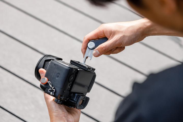 Immagine prodotto Orbitkey Multi-Tool v2 - Argento (9 Funzioni)