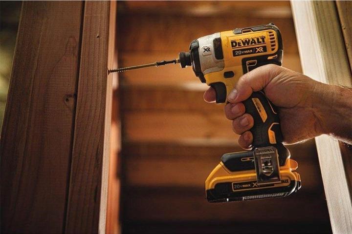 Immagine prodotto DeWalt DCF887P2-QW (Batteria ricaricabile)