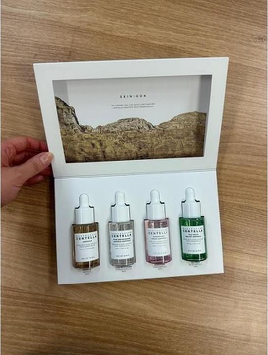 Immagine prodotto Skin1004 Kit di fiale di centella del Madagascar (120 ml)