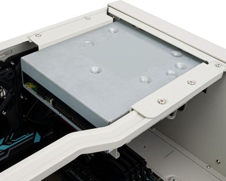 Actual product image Silverstone FLP01 PC-Gehäuse, HTPC, SSI-CEB/ATX - weiss
