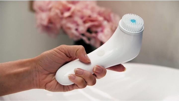 Actual product image Silk'n Face brush with massage function