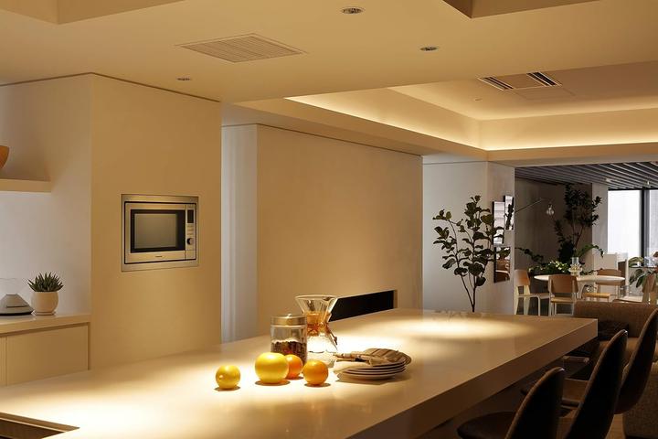 Produktbild Panasonic NN-TK81KCSCP Einbaurahmen (34 l)