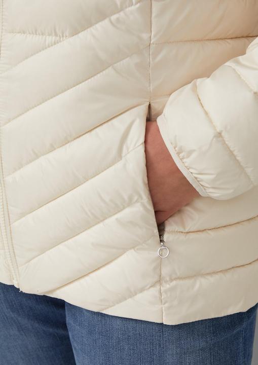 Image du produit S.Oliver Outdoor-Jacke Leichte Steppjacke mit Stehkragen (48)