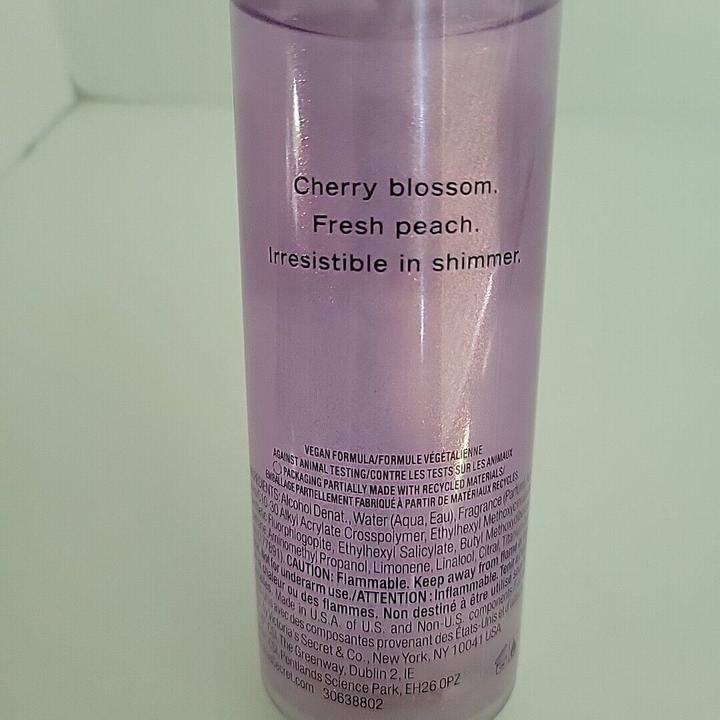 Actual product image Victoria's Secret - Love Spell Shimmer Teal Veil 250ml (250 ml, Body mist)