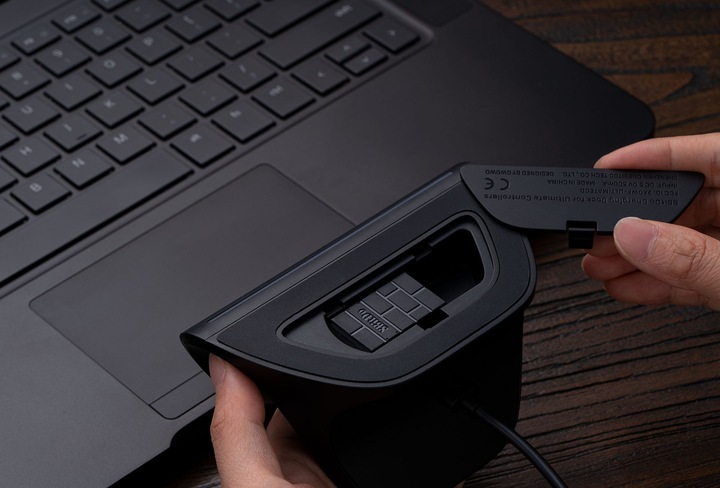 Immagine prodotto 8bitdo Ultimate Controller con stazione di ricarica (Switch, PC)