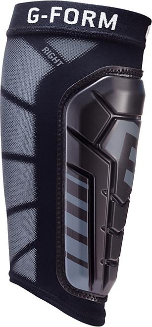 Actual product image G-Form Pro-S Vento parastinchi (L)