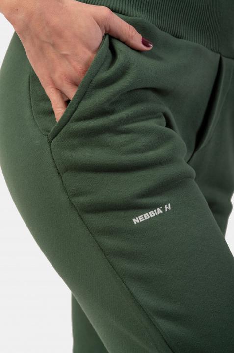 Produktbild Nebbia High-Waist Loose Fit Sweatpants "Feeling Good" 409 dark green (S)
