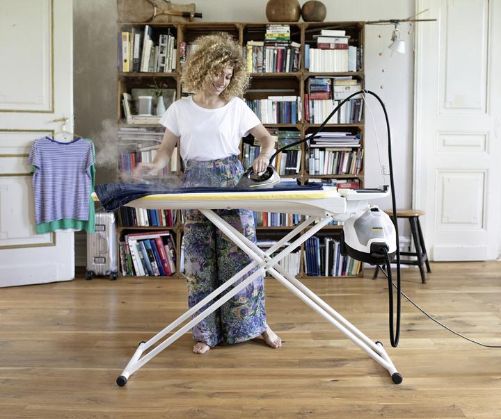Immagine prodotto Kärcher SC 4 EasyFix Iron 1.512-631.0 (3.50 bar, 2000 W)