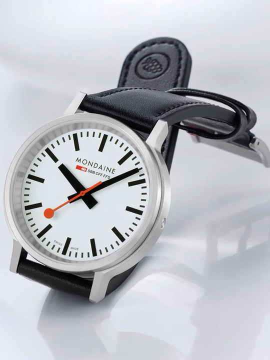 Image du produit Mondaine MST.4101B.LBV Stop2go Horloge - Horloge de gare - Saffierglas - Staal/Kunstleer - Zilver/Zwart - 41 (41 mm)