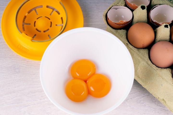 Actual product image Lurch Egg separator lemonade