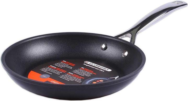 Actual product image Le Creuset Aluminium anti-adhesive (24 cm, Frying pan, Cast aluminium)