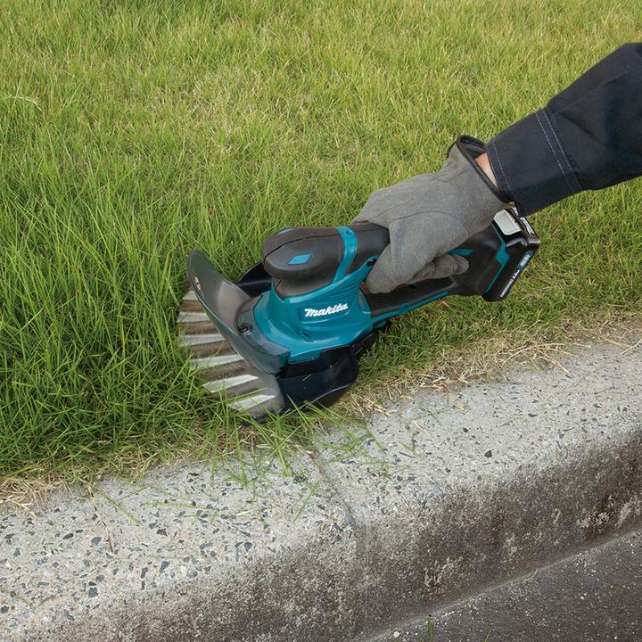 Immagine prodotto Makita UM600DZX (Batteria ricaricabile)