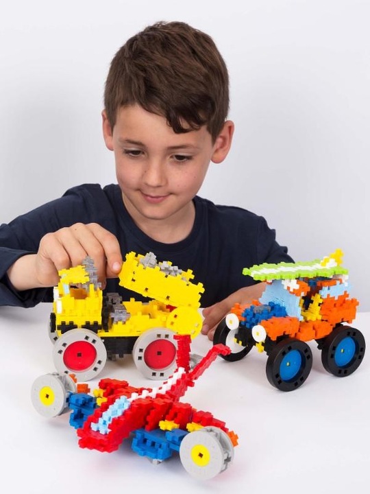 Produktbild Plus-Plus Fahrzeuge Set
