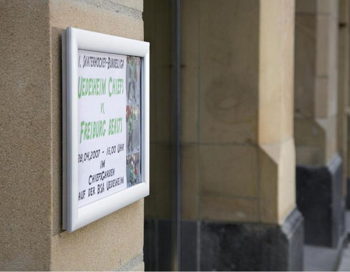 Immagine prodotto Franken Cornice per poster "Outdoor", DIN A4, 25 mm profilo cornice alluminio anodizzato argento cornice a