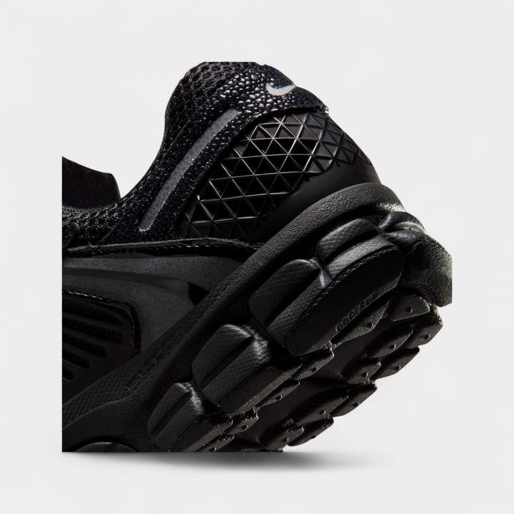 Image du produit Nike Zoom Vomero 5 (41)