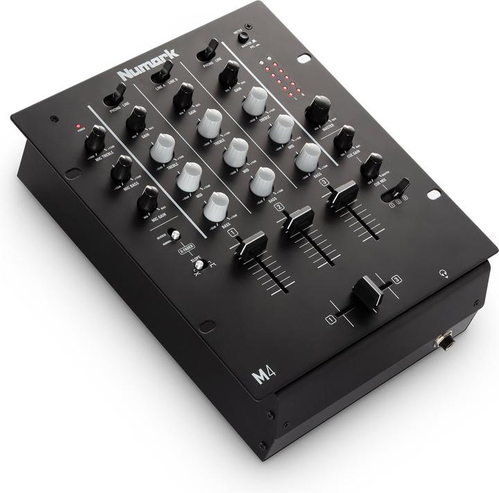 Numark M4 (Studio et mixeur live)