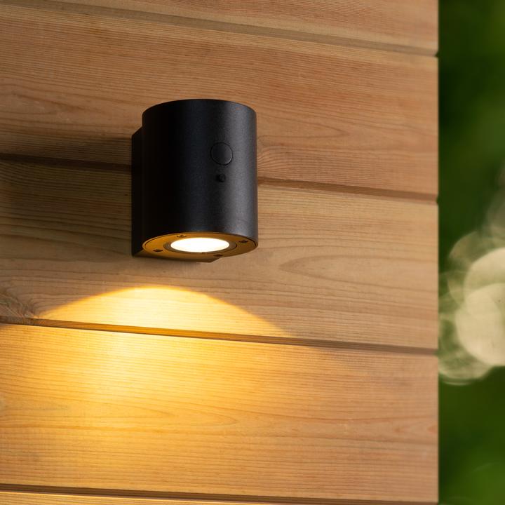 Produktbild Lucide PERTH LED Wandleuchte 1W dimmbar IP65 Steuerbare Lichtfarbe Modern Schwarz 15817/01/30 (100 lm, IP65)