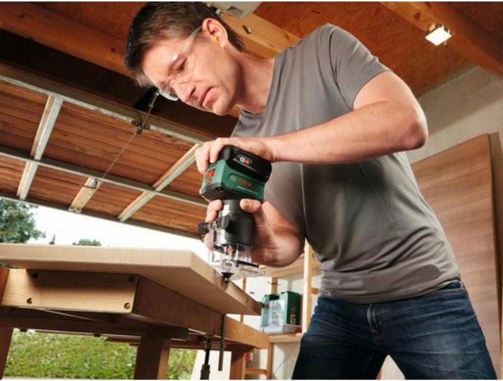 Produktbild Bosch Home & Garden AdvancedTrimRouter 18V-8