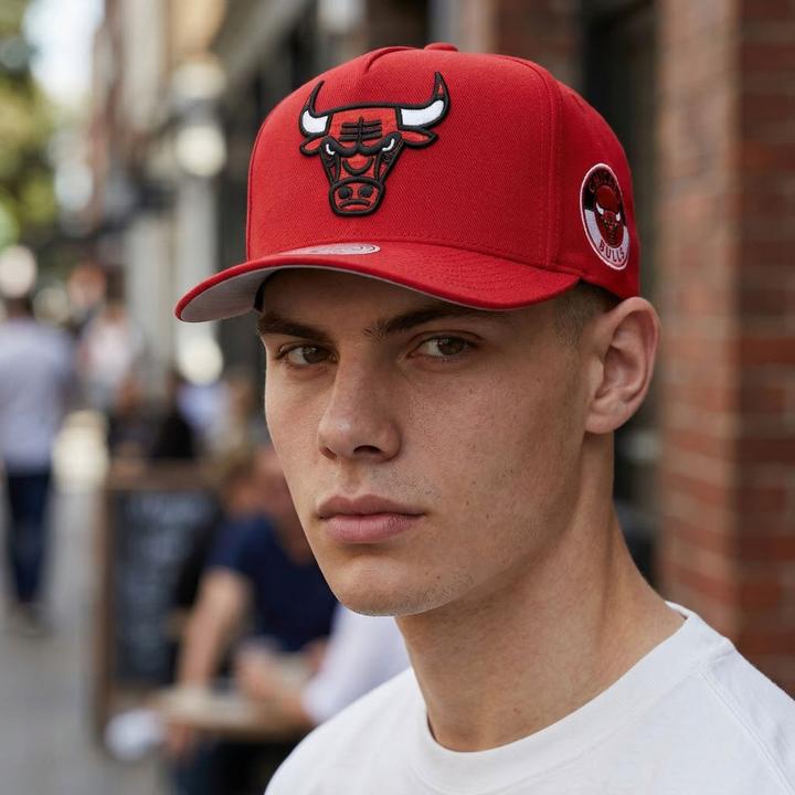 Produktbild Mitchell & Ness Snapback Pro Cap - Clutch Chicago Bulls (One Size)