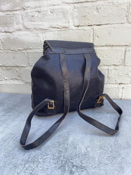 Image du produit Only-Bags.Store Petit sac à dos en cuir italien bleu marine, sac à dos