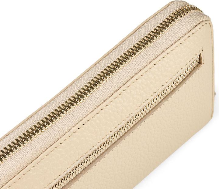 Actual product image Esquire Alexandria Wallet