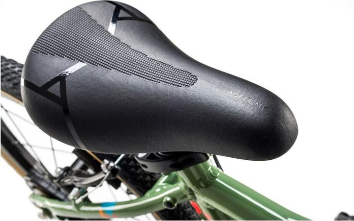 Produktbild Academy Grade 3 (16")