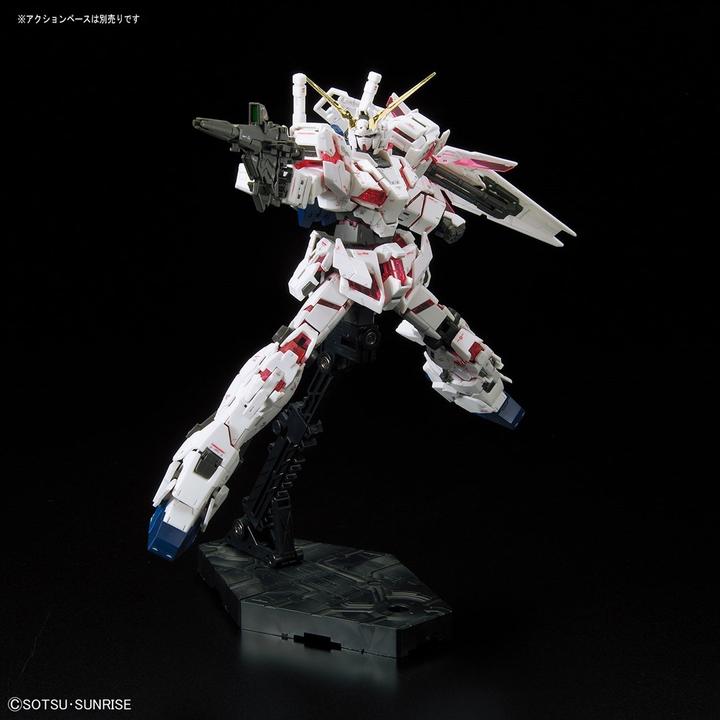 Actual product image Bandai Gundam - Unicorn Real Grade