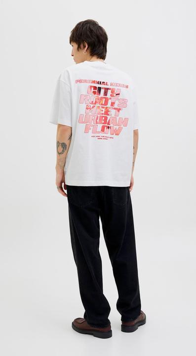 Actual product image Jack & Jones Rückenprint Rundhalsausschnitt T-shirt T-shirt (L)