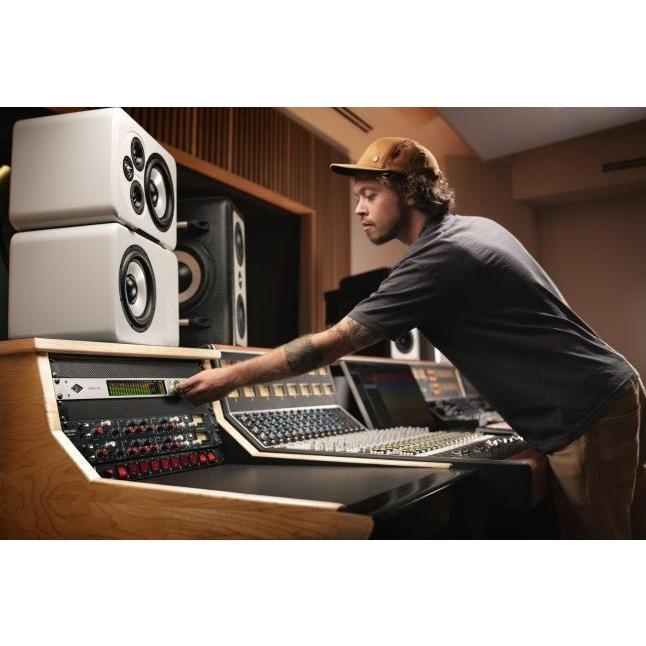 Universal Apollo x16 Gen2 Ultimate+ (Thunderbolt), Audio Interface