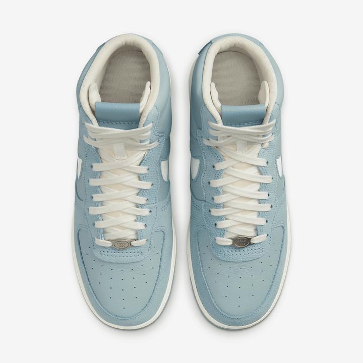 Image du produit Nike DQ9325-300 (42.5)