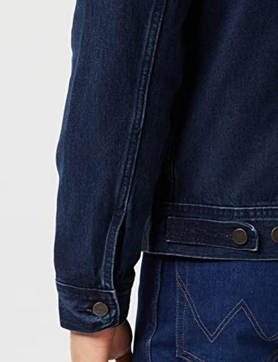 Actual product image Wrangler Authentic Jacket (L)