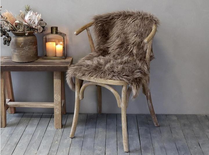 Actual product image Chic Antique Imitation lambskin 90 x 60 cm, mocha (90 x 60 cm)