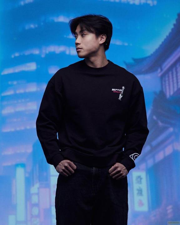 Actual product image Naruto Shippuden Sweatshirt Graphic Black Size XL (XL)