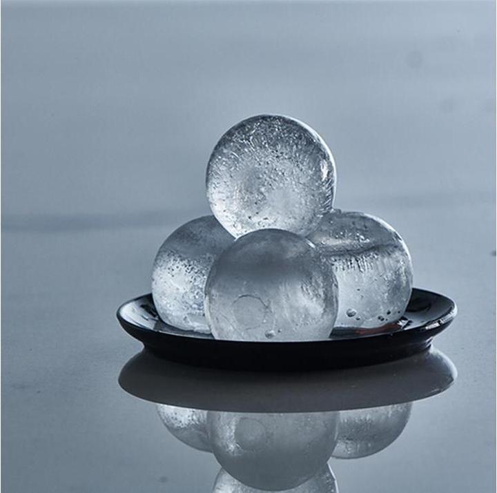 Actual product image Lurch Balls