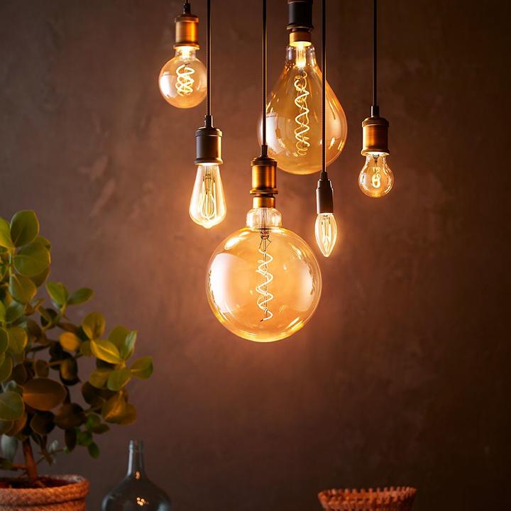Produktbild Philips LED Giant (E27, 470 lm, 1x)