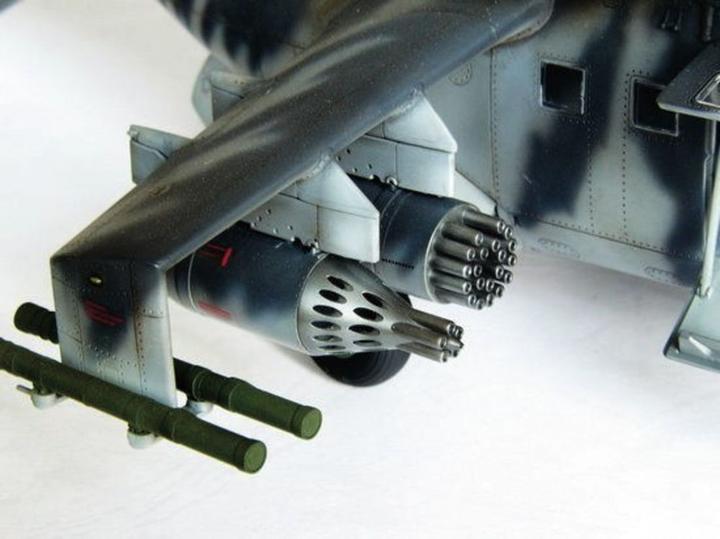 Actual product image Trumpeter Mil Mi-24 V Hind-E