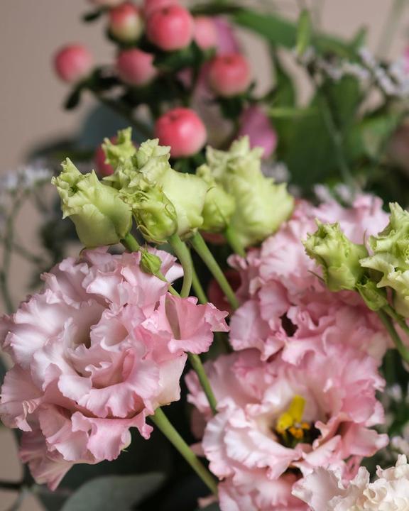 Image du produit feey Ballerine Avec Vase (Rose) (Fleurs coupées, 13x)