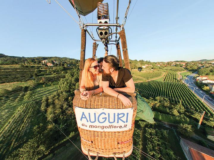 Actual product image Smartbox Hot air balloon ride in northern Italy for 2 people (2 pers.)