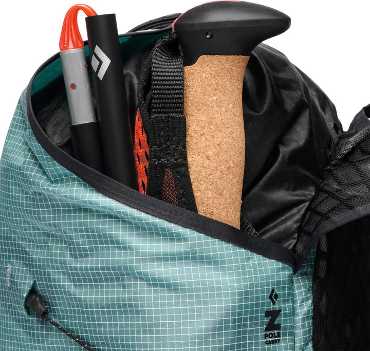 Produktbild Black Diamond W Distance 15 Rucksack - leichter Damen-Runpack für alpine Touren (15 l)