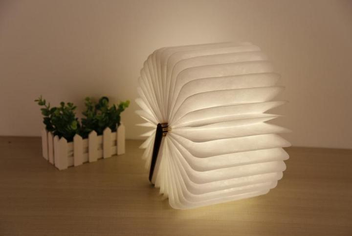 Produktbild Happy Lamp Buchlampe