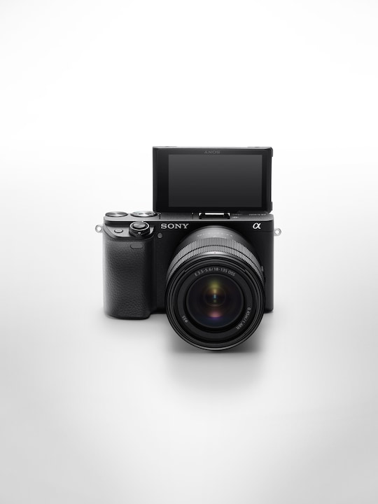 Immagine prodotto Sony Alpha 6400 Kit (18 - 135 mm, 24.20 Mpx, APS-C / DX)