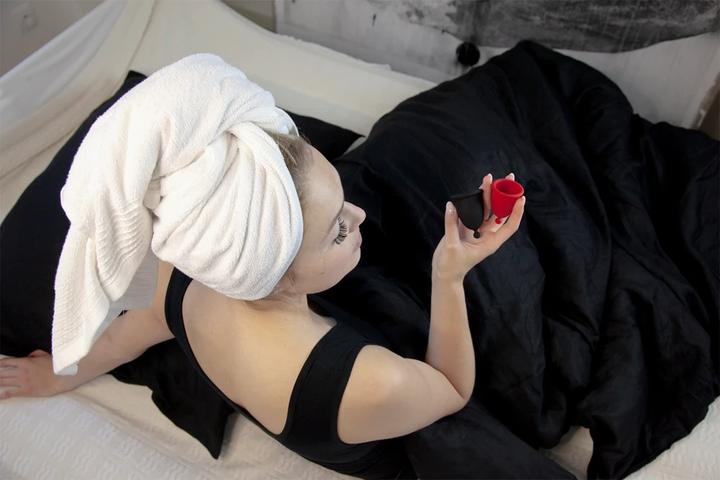 Produktbild Whoop de doo Menstruationstasse Light